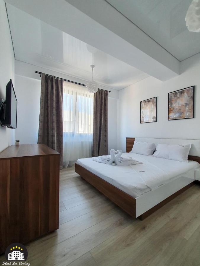 Black Sea Booking - Oana Нэводари Экстерьер фото